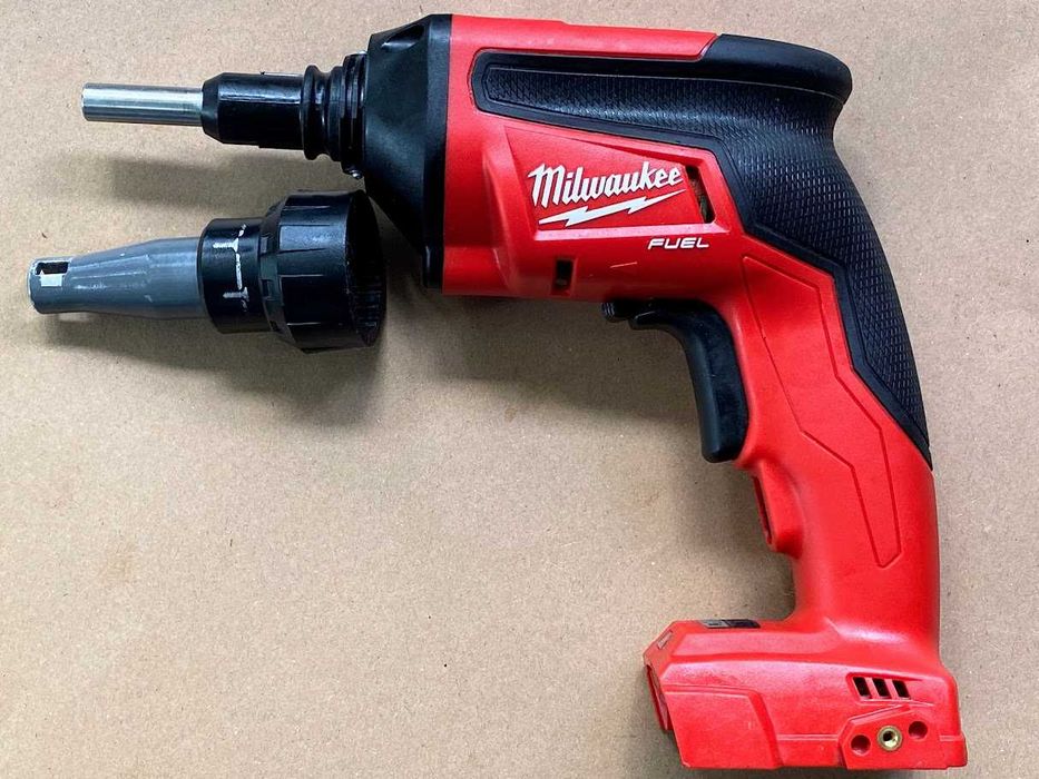 САЩ, Безчетков пистолет за гипсокартон Milwaukee, само Тяло !!!