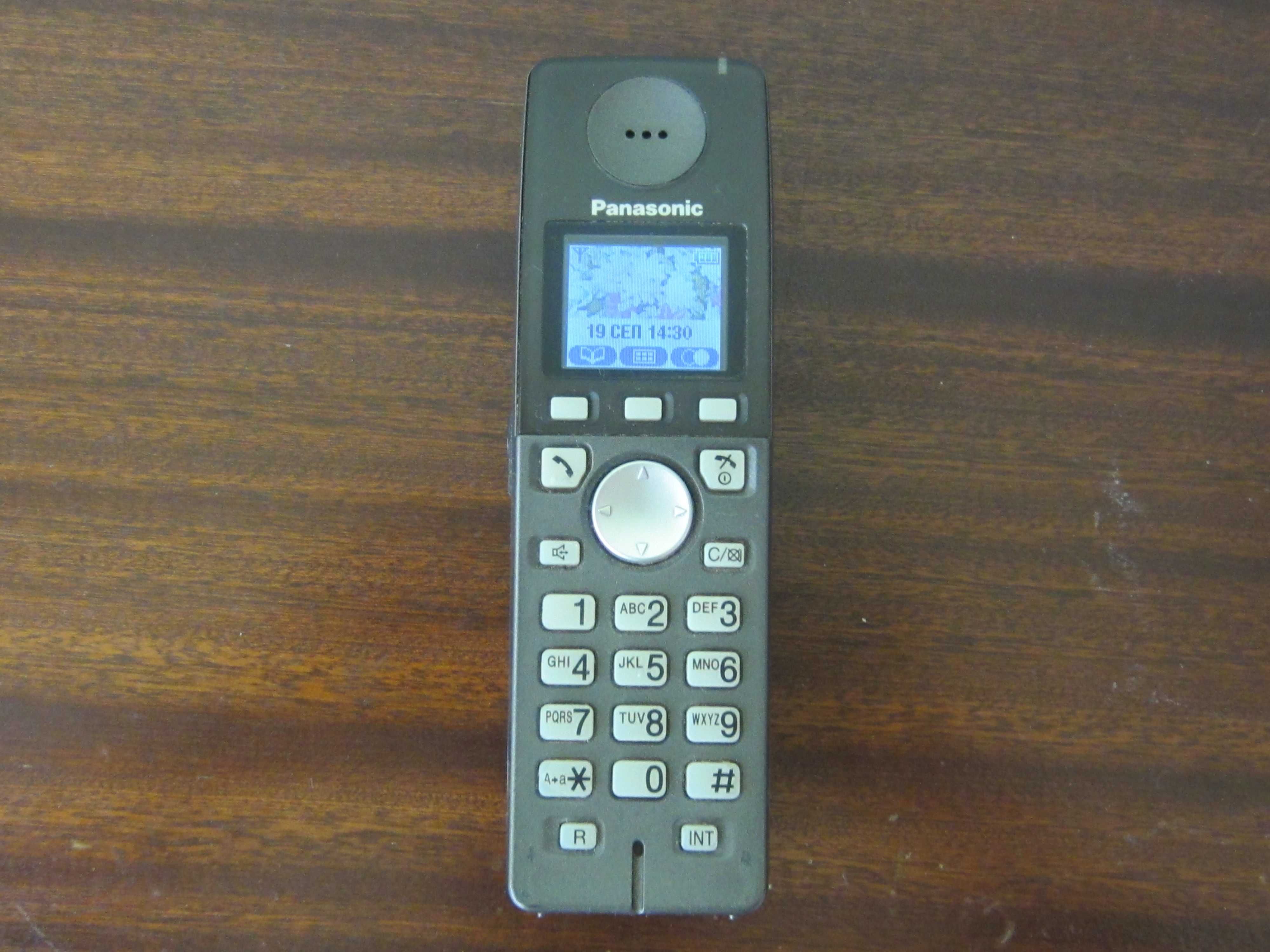 Стационарен телефон PANASONIC