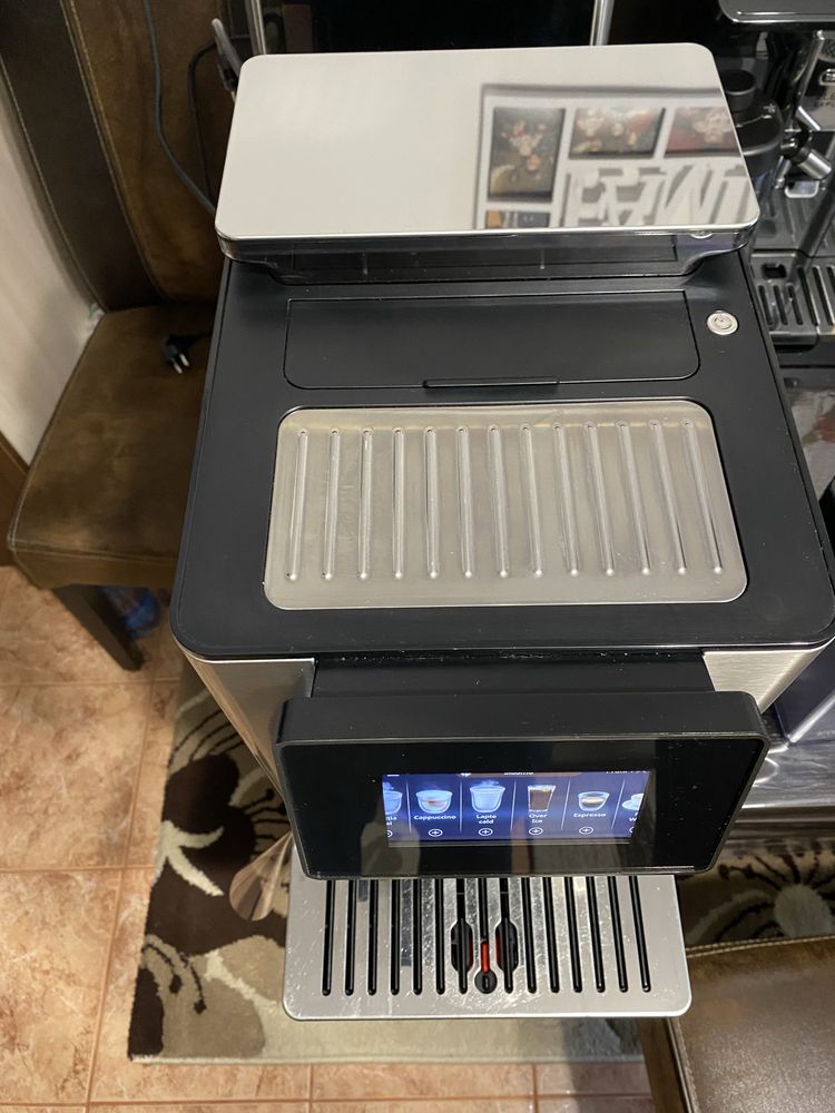 Expresor automat Delonghi Primadonna Soul Ecam610.75.mb