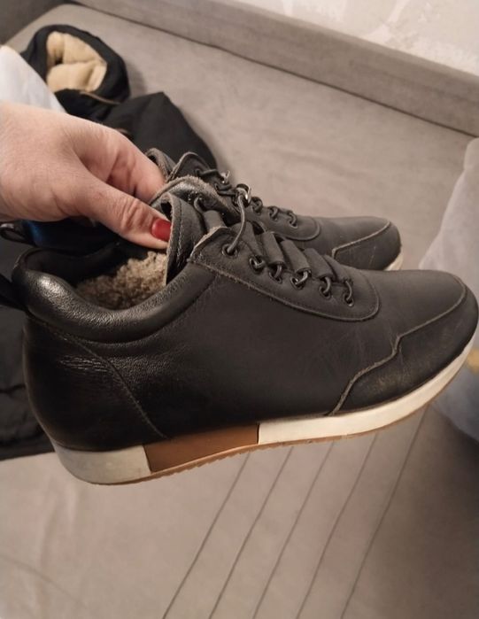 Продам мужскую, зимнюю обувь