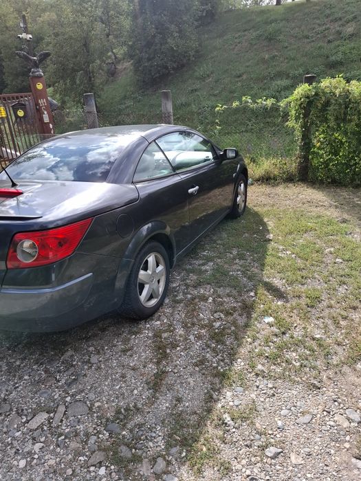 Vând renault megane 2