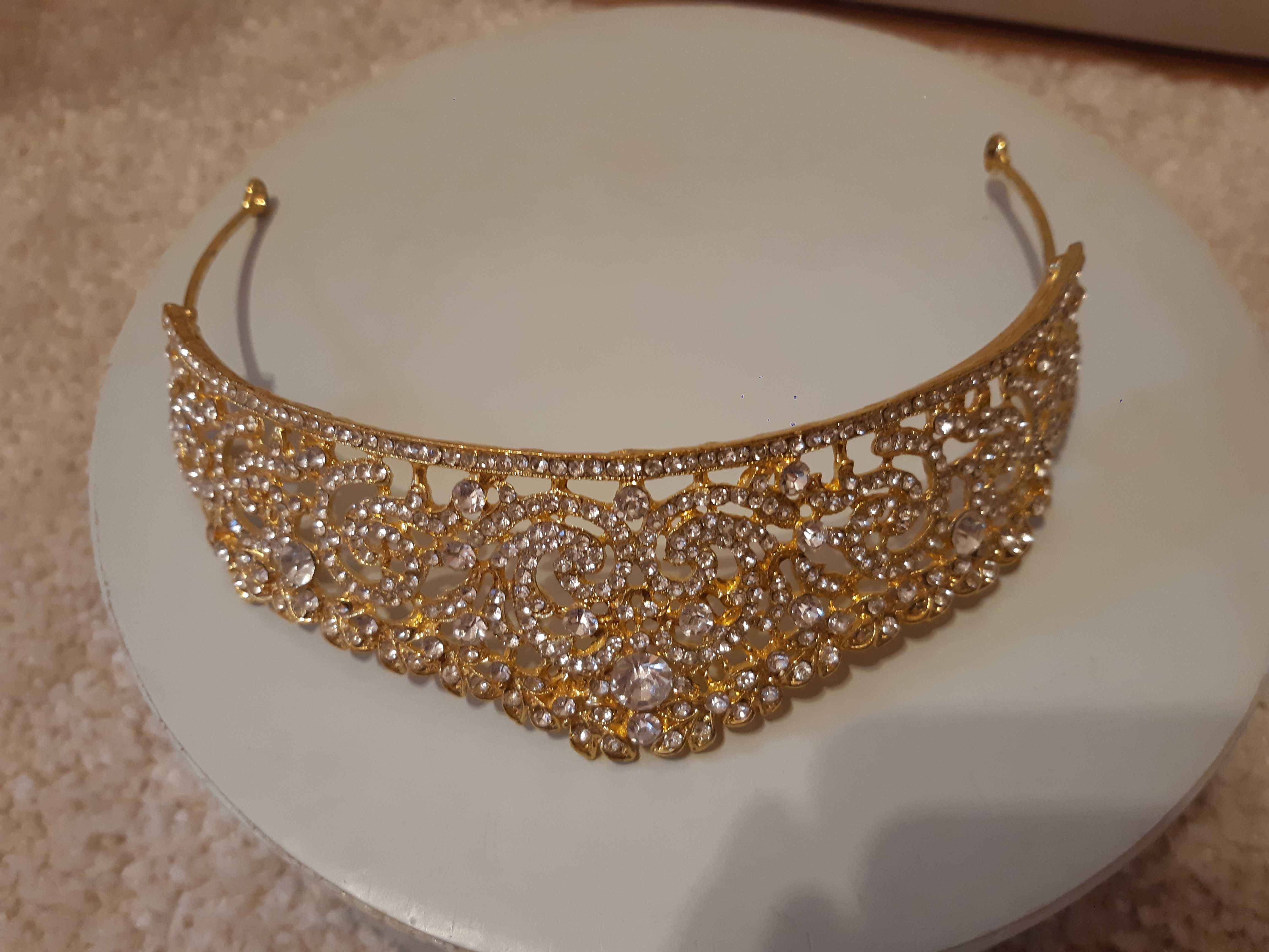 diadema superba tiara coronita printesa sau mireasa