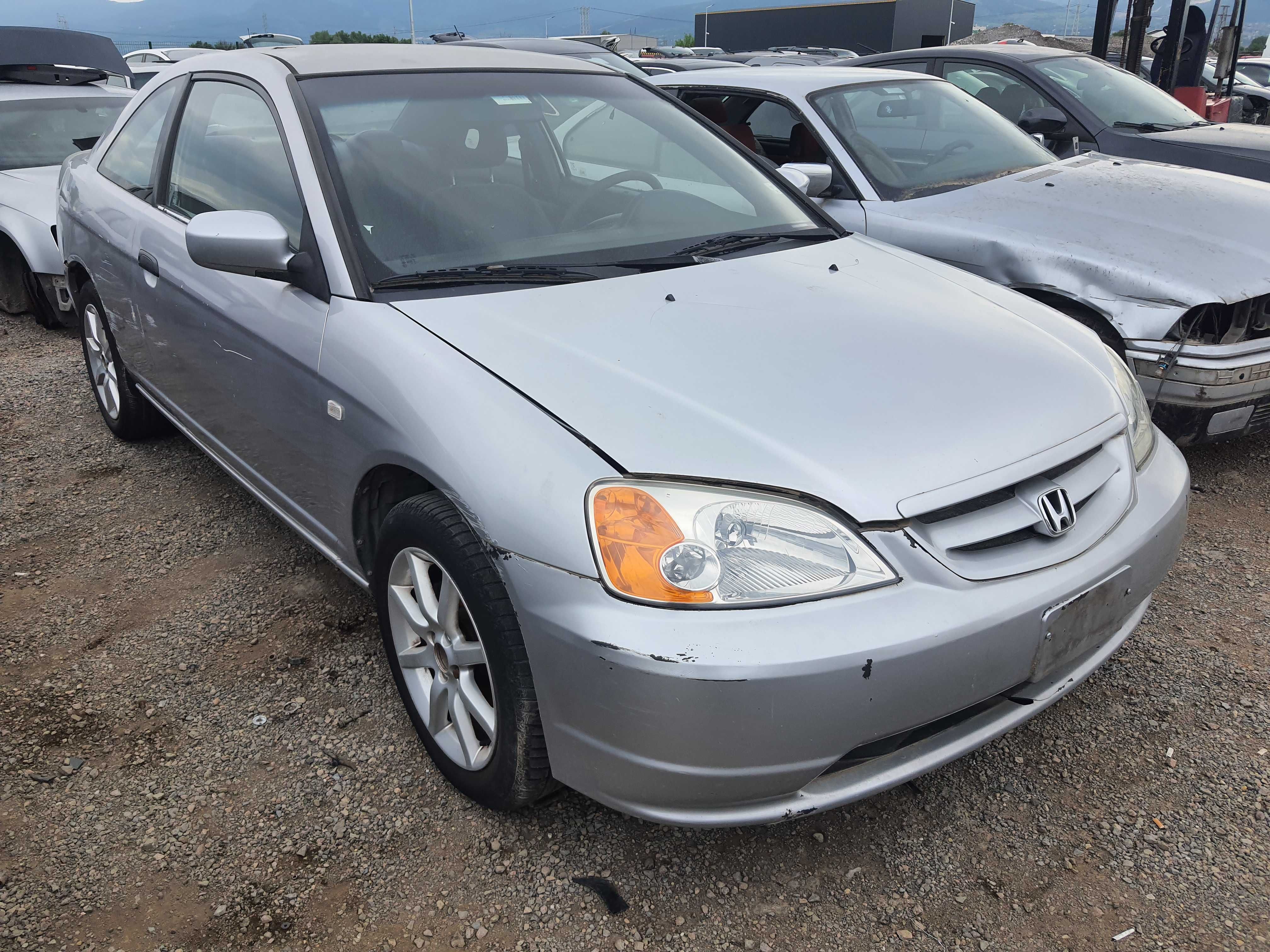 На части! Honda Civic 1.6i 16V