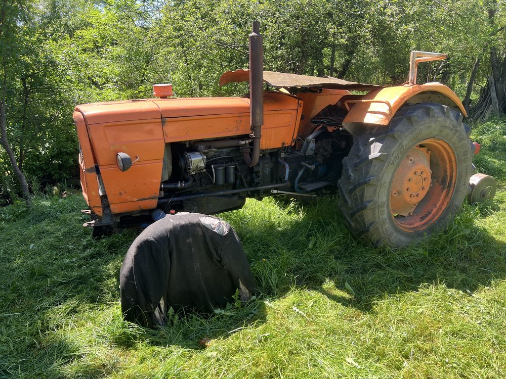 Tractor Fiat 415 - cu plug / cositoare / disc agricol