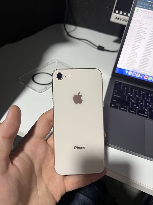 IPhone 8 64 GB ROSE GOLD