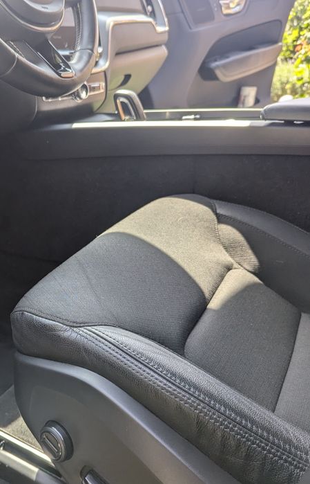 Vând mașina personala, Volvo XC60, T8, plug in hibrid, an 2020, 81.000