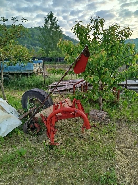 Greble adunat și întors fân, cositoare laterala