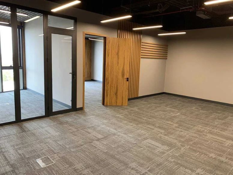 Аренда офиса на Ц-1. Японское посольство. 1400 м²