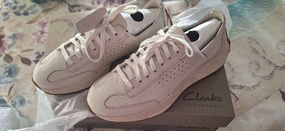 Спортни обувки Clarks