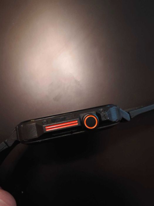 Нов смартчасовник Senbono L81B