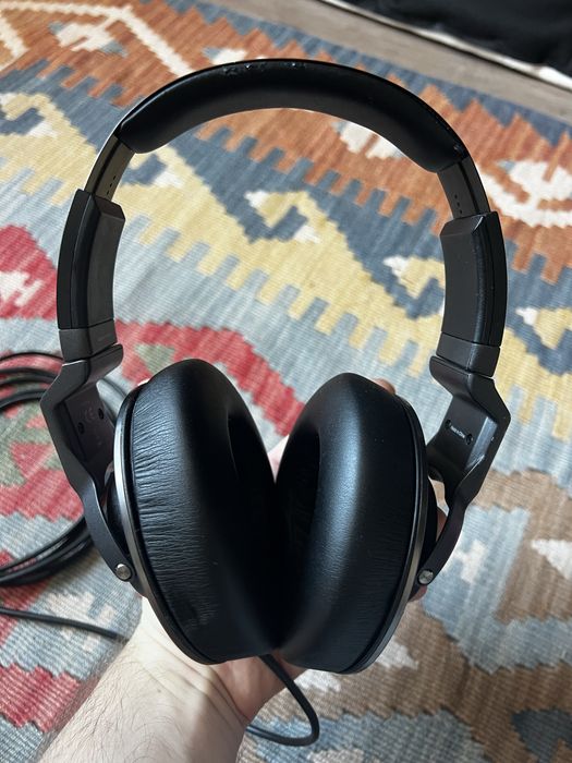 AKG K550 MKII Слушалки