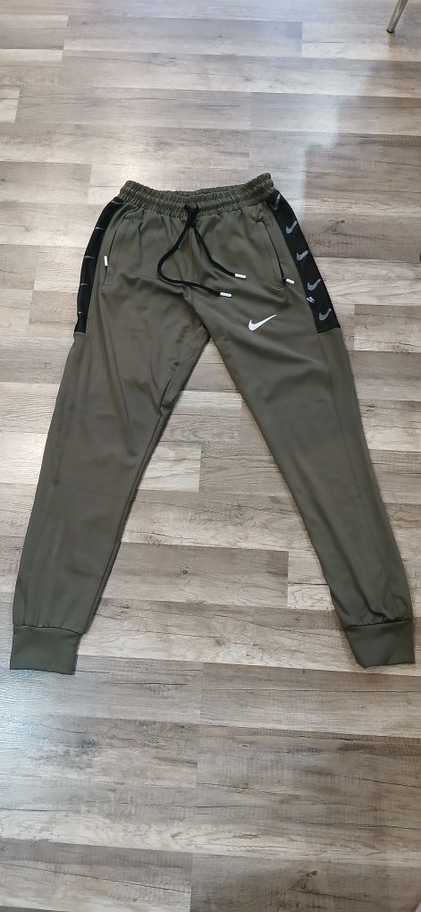 Долнище Nike /S,M,XL
