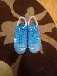 Ghete Nike albastre de football marime 37