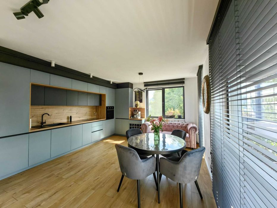 Apart 3 Camere Decomandat 2 Bai si 2 Balcoane etj 1 Mobilat  Parcare