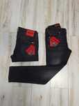 Blugi Hugo Boss calitate superioara.