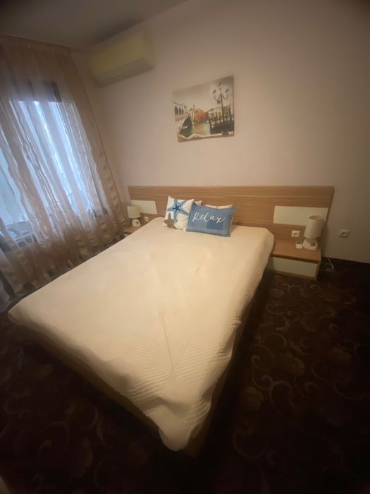 Маса, спален гарнитур в отлично състояние