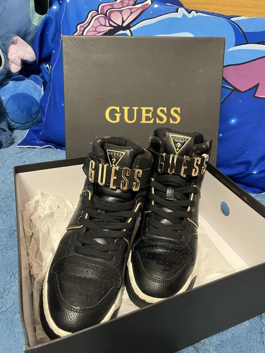 Vând ghete putate o singura dată