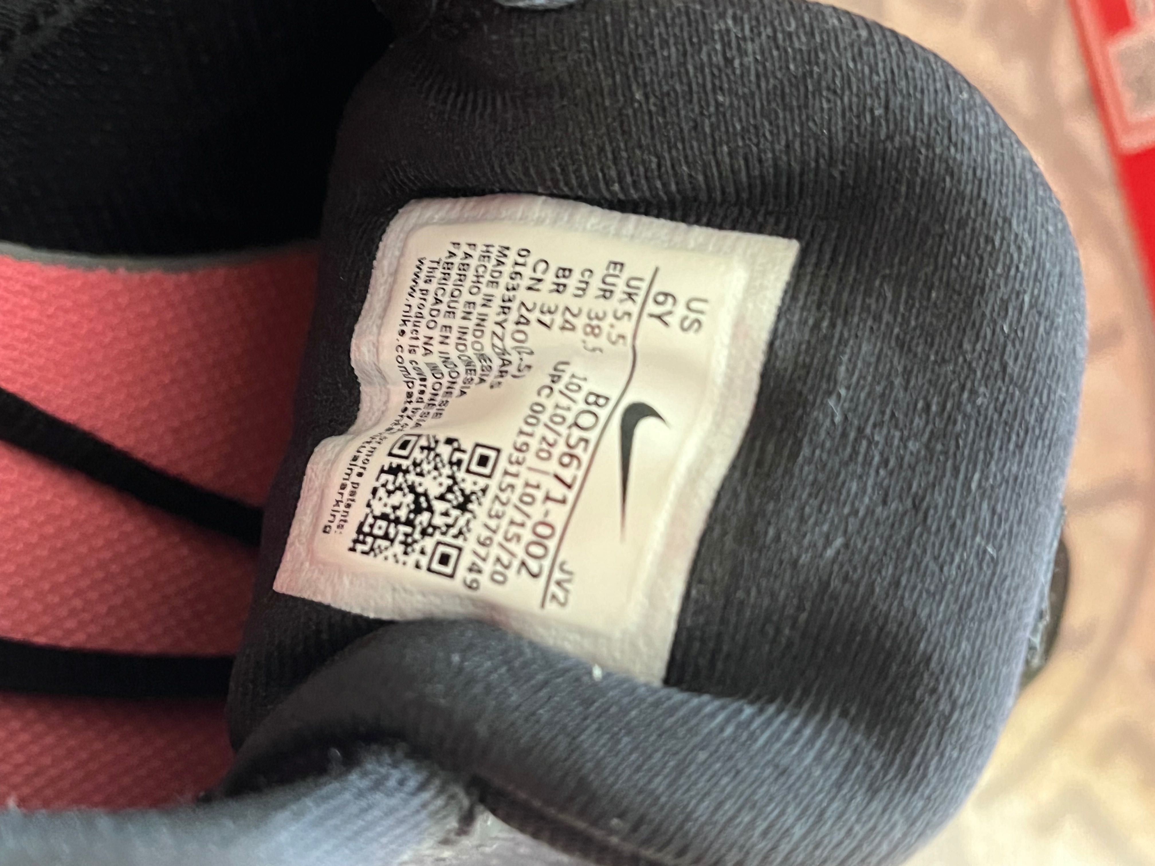 Nike Revolution EUR38,5
