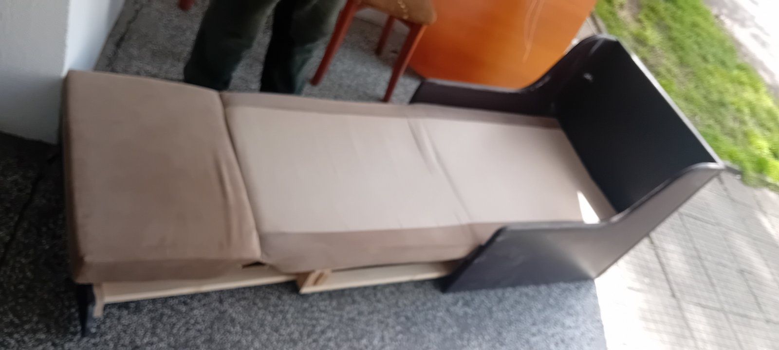Ново кресло с механизъм за разтягане