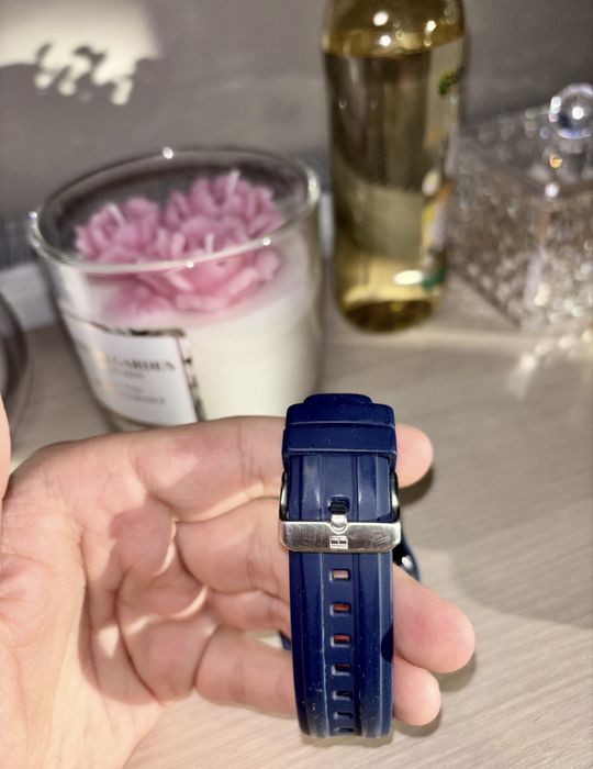 Часовник TOMMY HILFIGER AUSTIN - като нов!