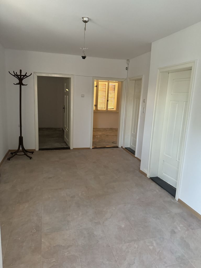 Продава се Къща в Велико Търново, Централна гара - 160 кв.м за 844 €/кв.м - Снимка #8