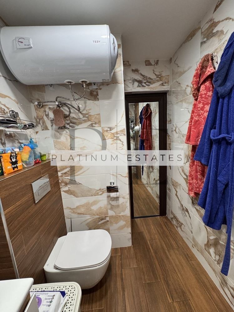 Продава се Тристаен апартамент в София, Обеля 2 - 90 кв.м за 2612 €/кв.м - Снимка #8