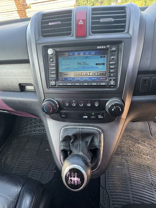 HONDA CR-V 2011 г