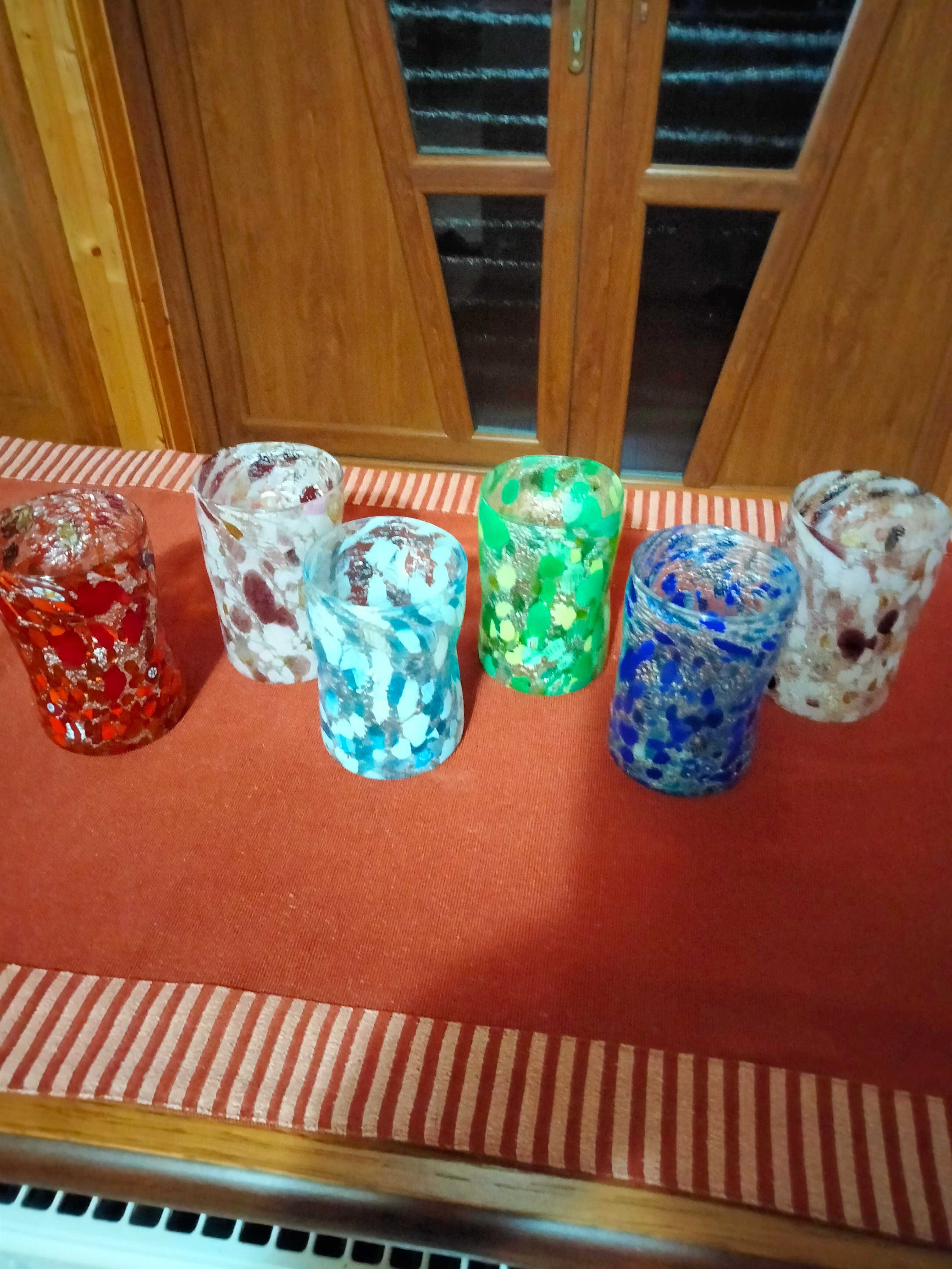Vând set 6 pahare  din sticla de Murano cu murine - model deosebit