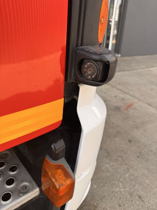 Mașina de Pompieri Mercedes, echipata și înmatriculată, 2500 L + spuma