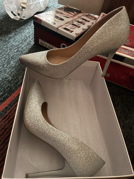 Ayollar tufligi kabluk