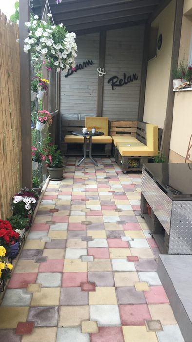 Studio 40mp + loc de parcare+curte privata 35 mp