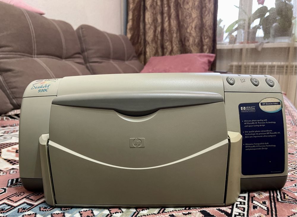 Принтер струйный HP DeskJet 930C, цветной, A4 Для компьютера