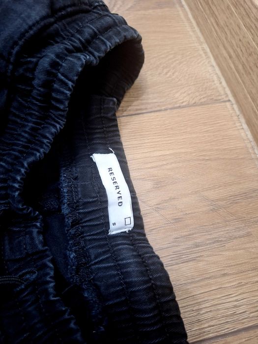 Панталони 2 броя нови