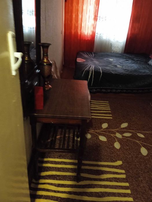 Продаю Квартиру 2 комнатную, дом галерейный, этаж 3.