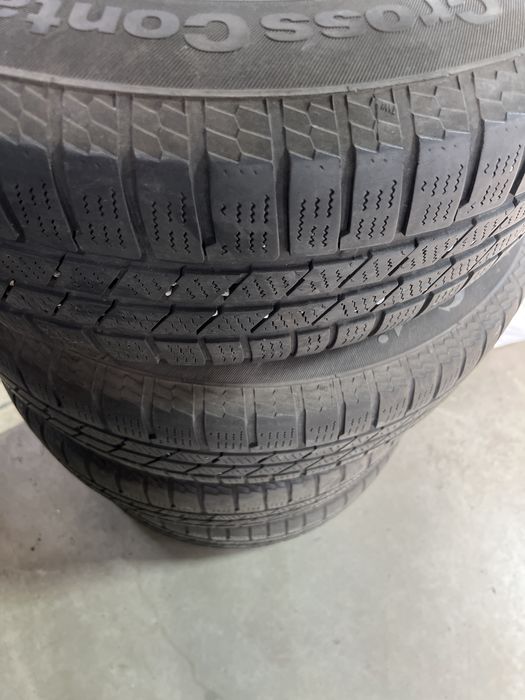 Anvelope iarna 215 65 16 Continental