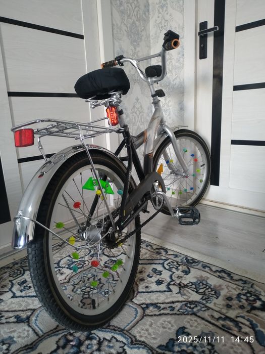 Продается велосипед 20 размер.