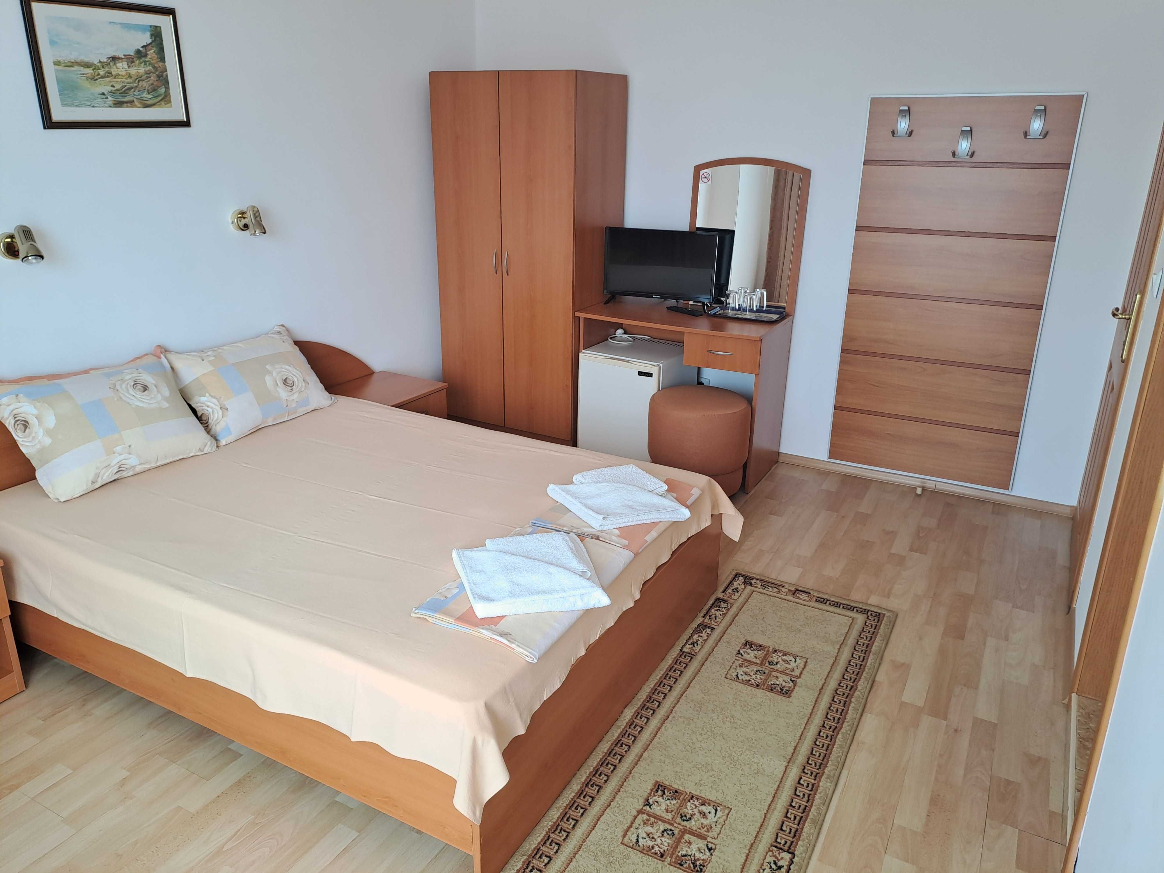 Къща за гости Каприз с паркинг