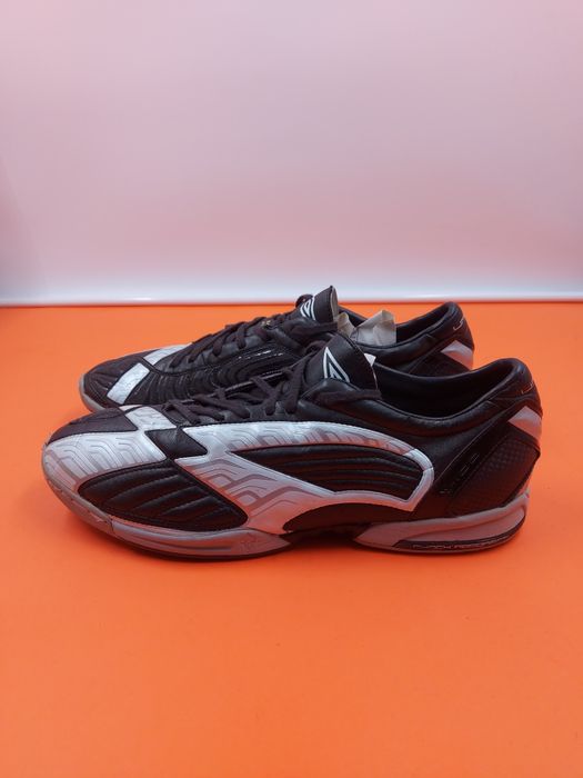 Umbro  номер 46 Оригинални футболни обувки