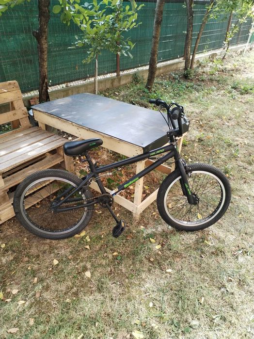 Vând Bmx Hiland Redeem