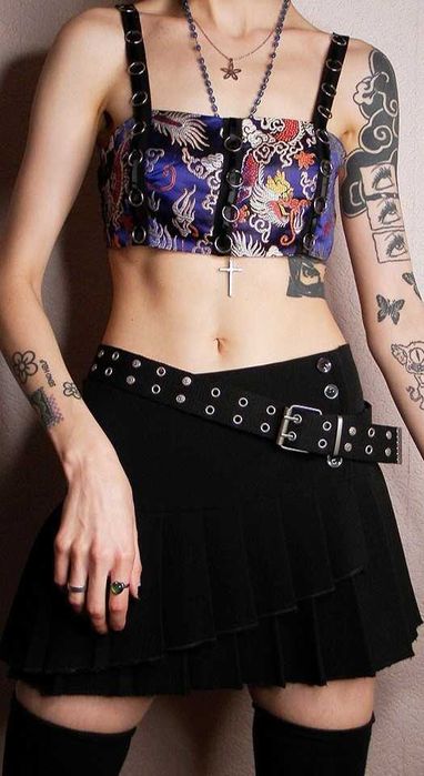 Топ Pretty Little Thing