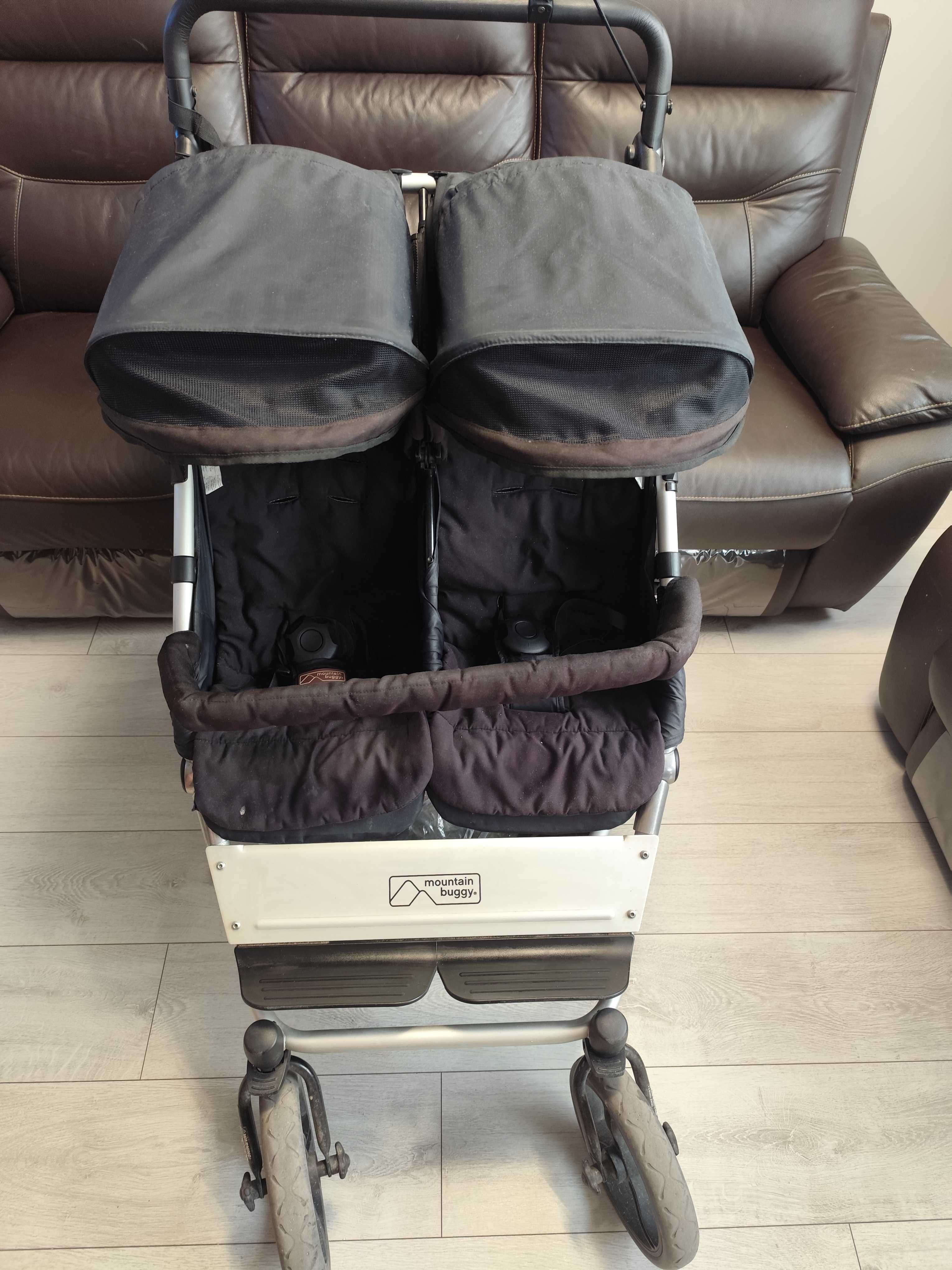 Количка за близнаци Mountain buggy