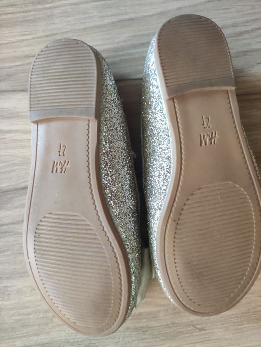 Детски обувки за момиче тип Пантофки - номера 27 и 30