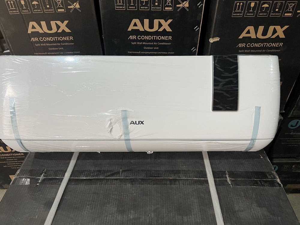 Kansaner AUX 12 JLR