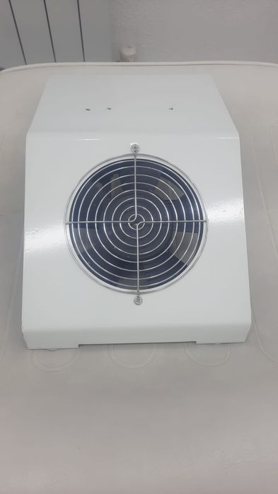 Вытяжка для педикюра