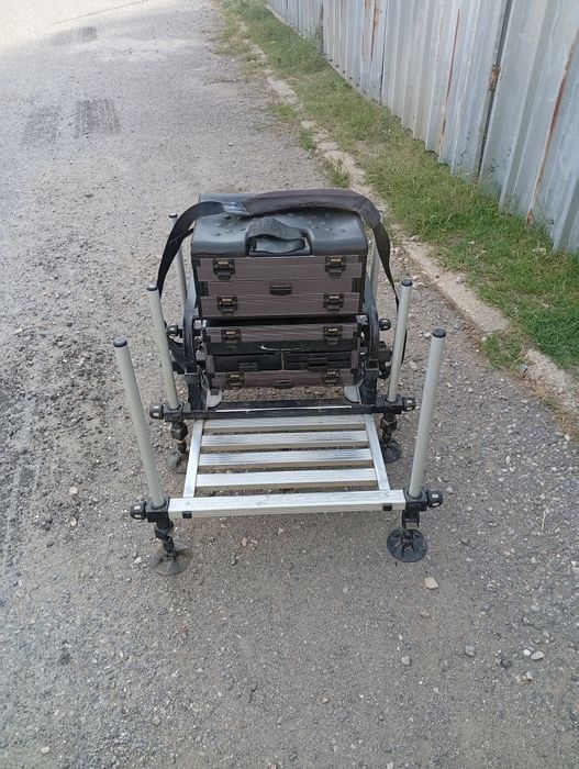 Щека colmic с платформа maver