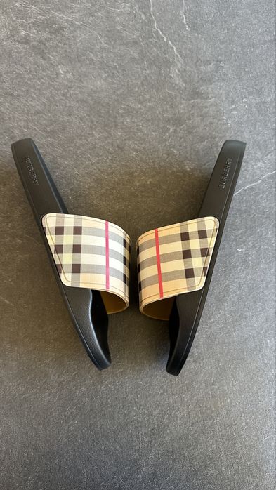 Slapi / Papuci Burberry Premium