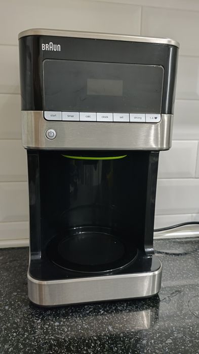 Кофеварка BRAUN без стакана