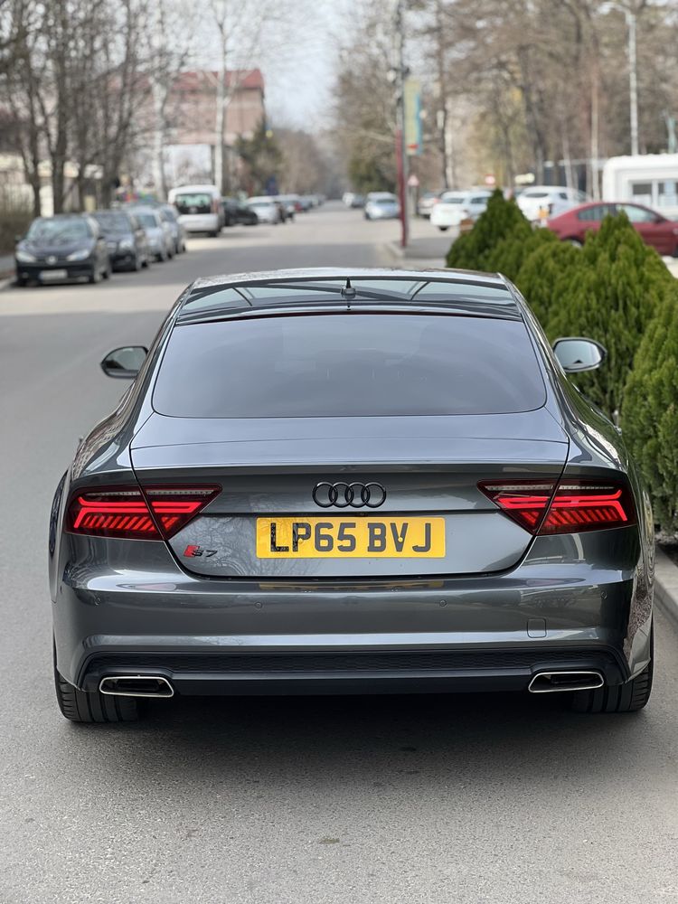 Dezmembrez Audi A7 facelift 2015 S line motor 3.0 tdi CRT 272 cai E6