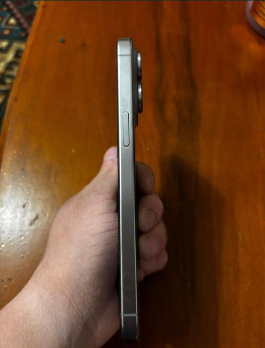 Vand iphone 15 pro max 256 GB