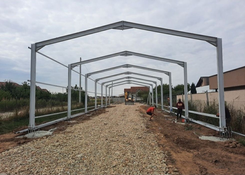 Vand 3ferme la 10m din profil IPE160 si 6stalpi la 4m din profil IPE16